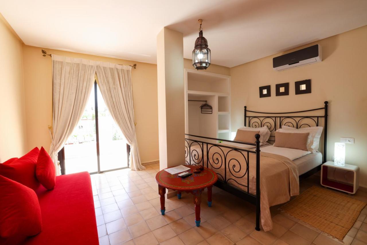 Tiguemine Sarah Hotel Douar Akkara Luaran gambar