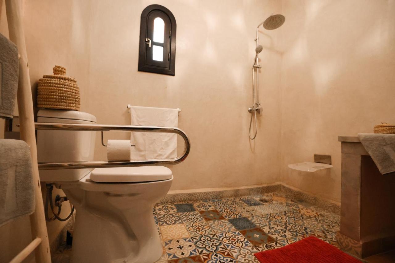 Tiguemine Sarah Hotel Douar Akkara Luaran gambar