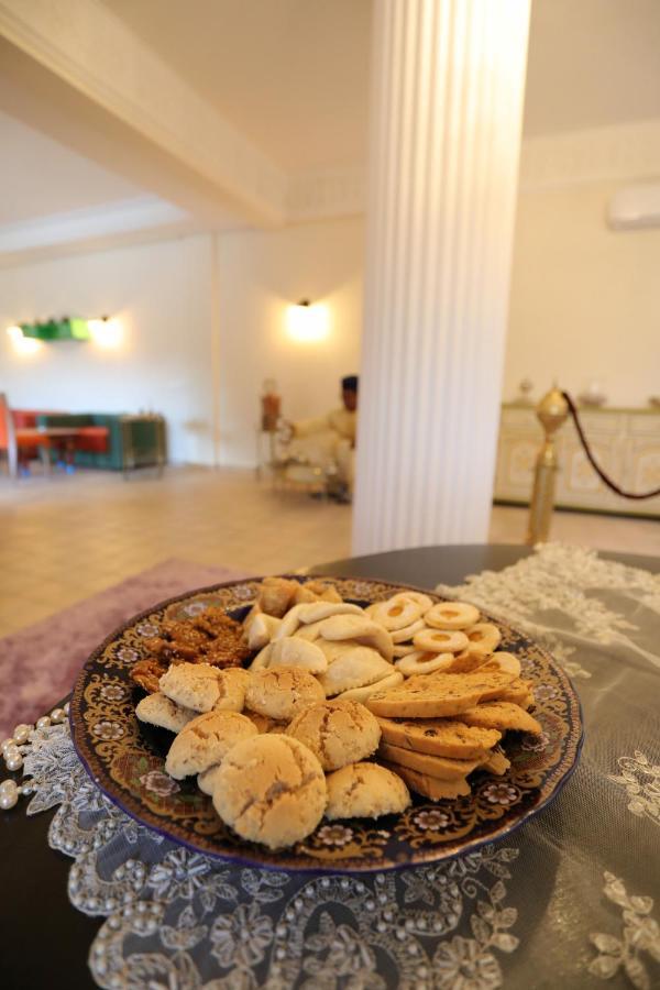 Tiguemine Sarah Hotel Douar Akkara Luaran gambar